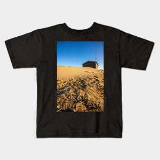 House on the hill. Kids T-Shirt